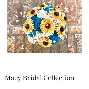 Bridal and toss boquets